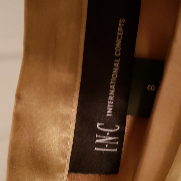 Skirt - Picture 4 of 4